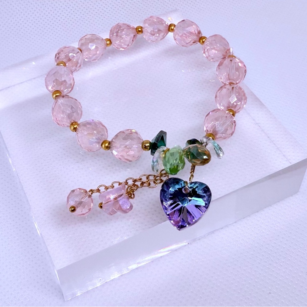 Pink and Gold Beaded Bracelet with Heart Charm